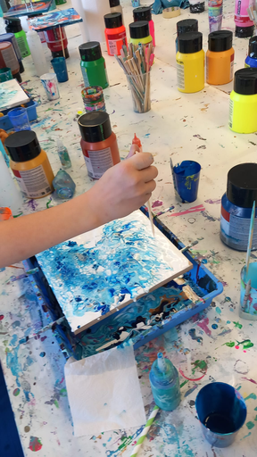Acrylic Pouring