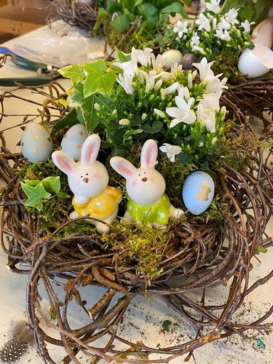 Blumen machen Freude - Osternest gestalten