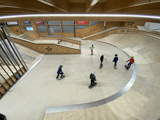 Skateboard